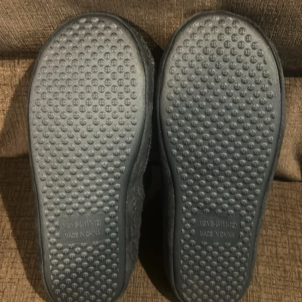 Mens Gray True Religion Slippers